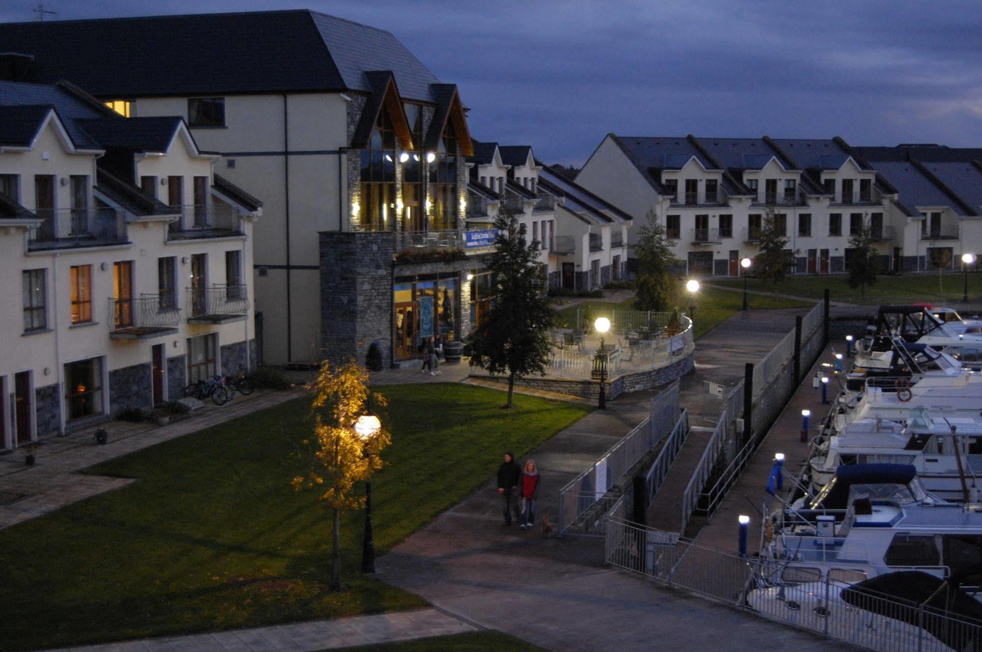 Leitrim Marina Hotel Carrick-on-Shannon Exterior photo